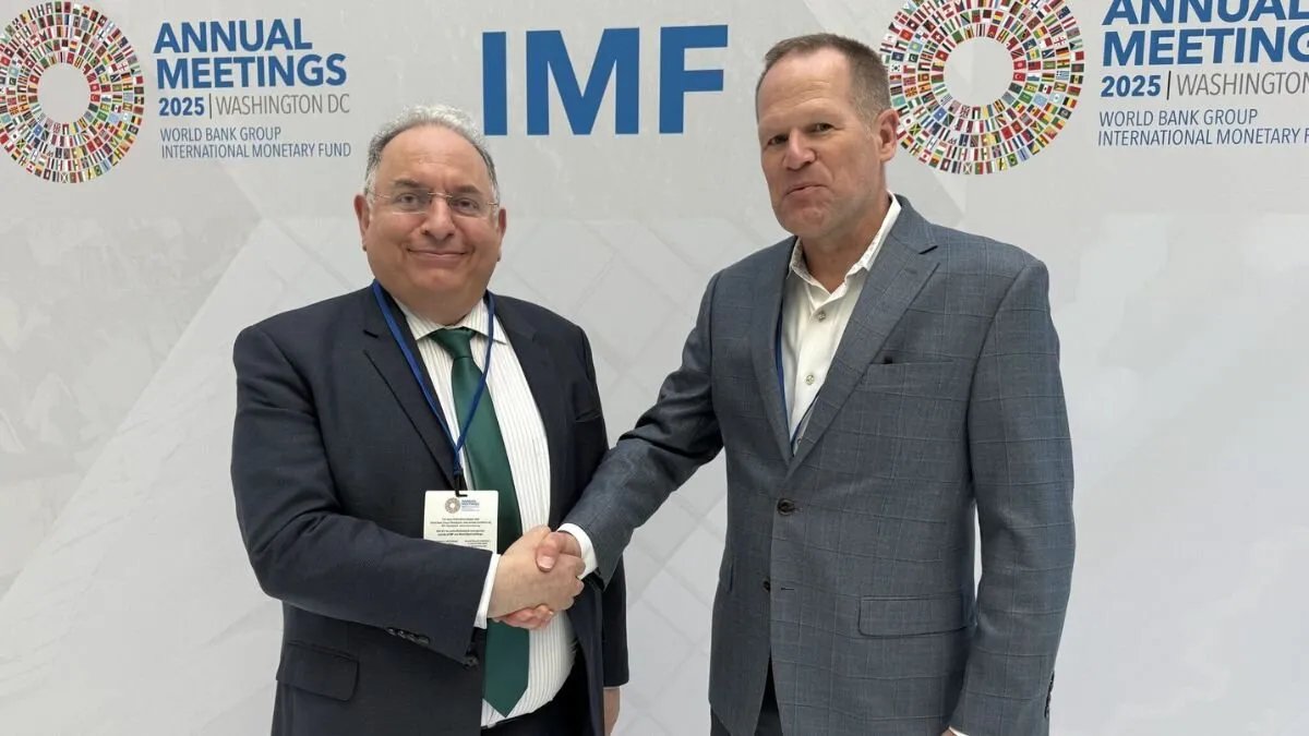 سوريا تسعى للحصول على منحة بمليار دولار من البنك الدولي وتناقش إعادة الإعمار مع الخزانة الأمريكية