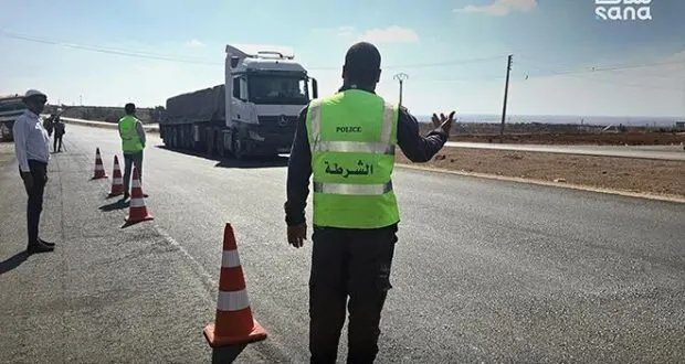 درعا تطلق حملة مرورية مكثفة للحد من الحوادث وتعزيز السلامة على الطرق
