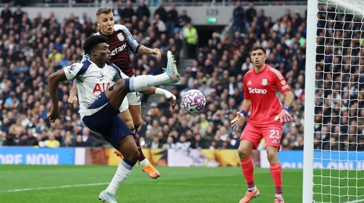 الدوري الإنجليزي الممتاز: أستون فيلا يفوز على توتنهام هوتسبير في عقر داره