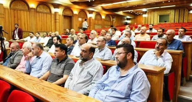 محافظ طرطوس يبحث مع ممثلي القطاع البحري سبل تطويره وتذليل العقبات