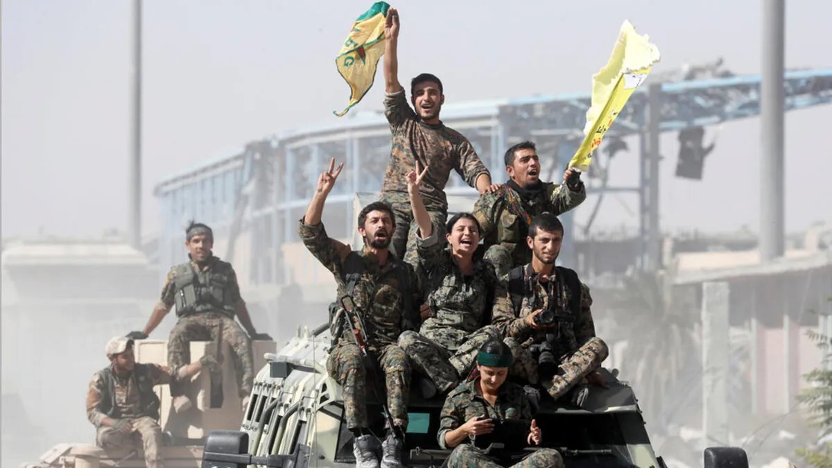 قسد: تحرير الرقة انتصار عالمي على الإرهاب المتطرف في الذكرى الثامنة