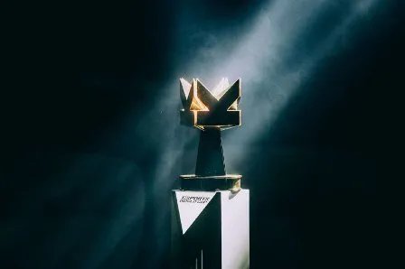 انطلاق دوري الملوك في الشرق الأوسط بمواجهة مثيرة بين دربحة وعبسي