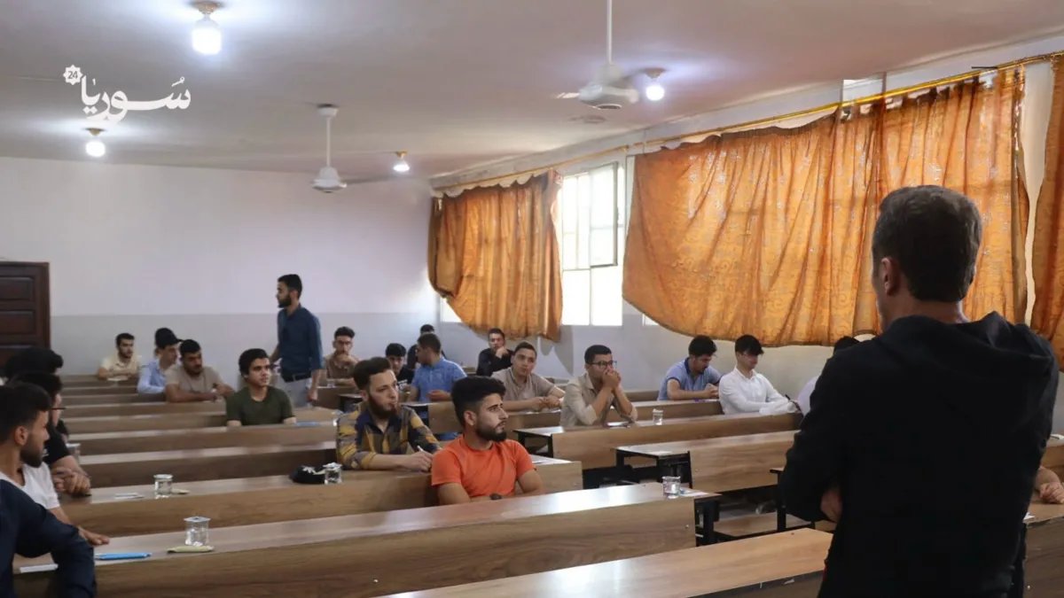 التربية السورية تدمج معلمي الشمال في ملاك حلب وتُسوي أوضاعهم الوظيفية