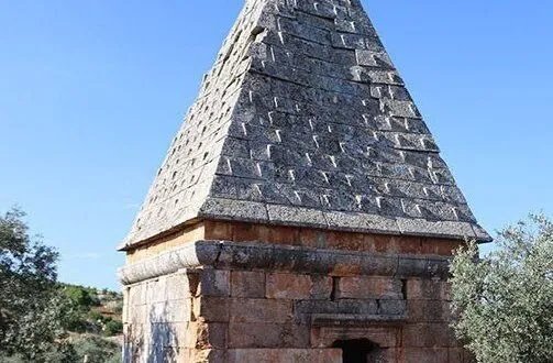 البارة الأثرية: جوهرة الشمال السوري وشاهد على حضارات متعاقبة