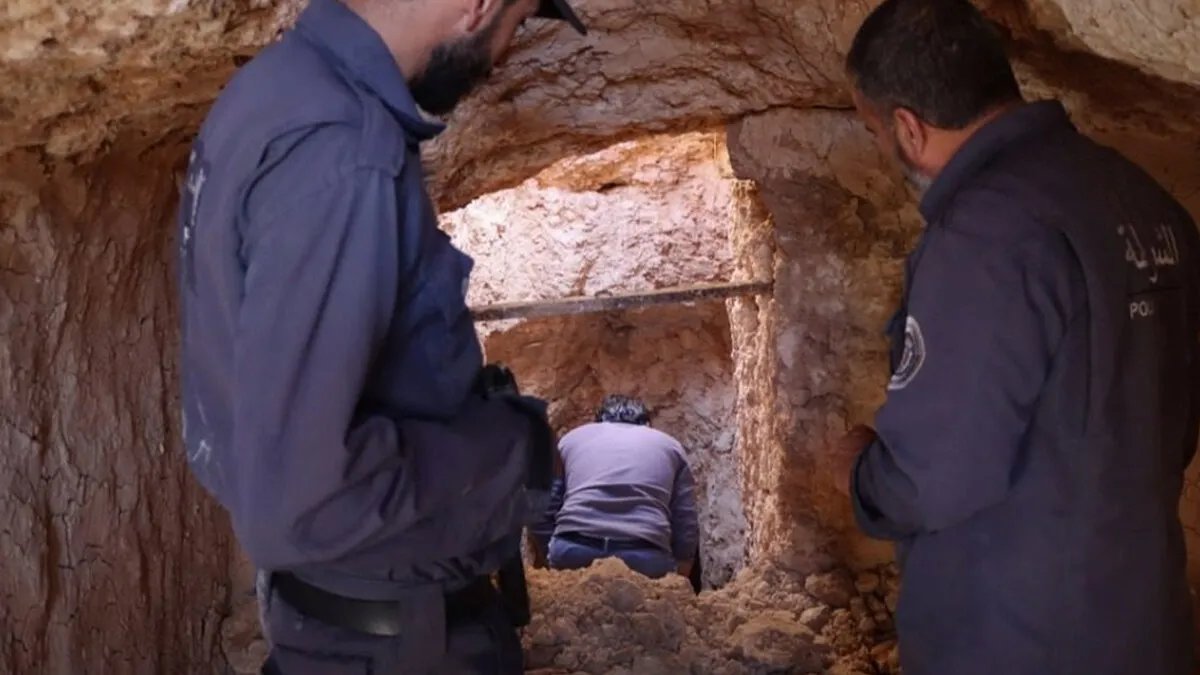 الأمن الداخلي بحمص يكشف عن سجن سري يعود للنظام السابق