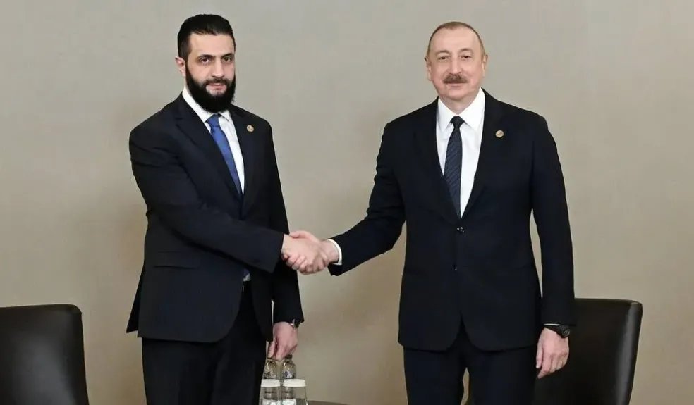 سوريا تستعين بأذربيجان لإنعاش قطاع النفط والغاز: هل تنجح باكو في تحقيق التوازن الإقليمي؟