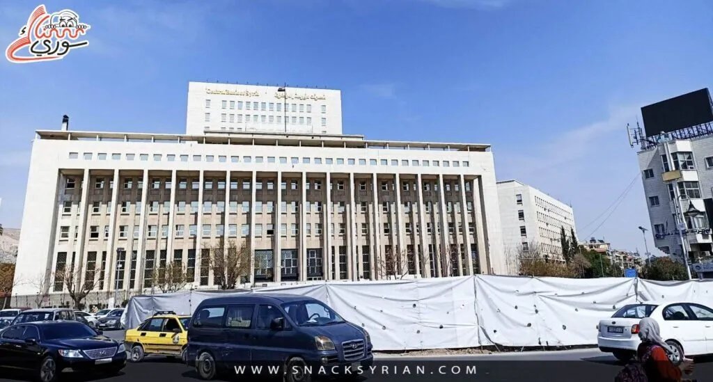 المركزي السوري يمهل المصارف 6 أشهر لتغطية خسائر الانهيار المالي اللبناني