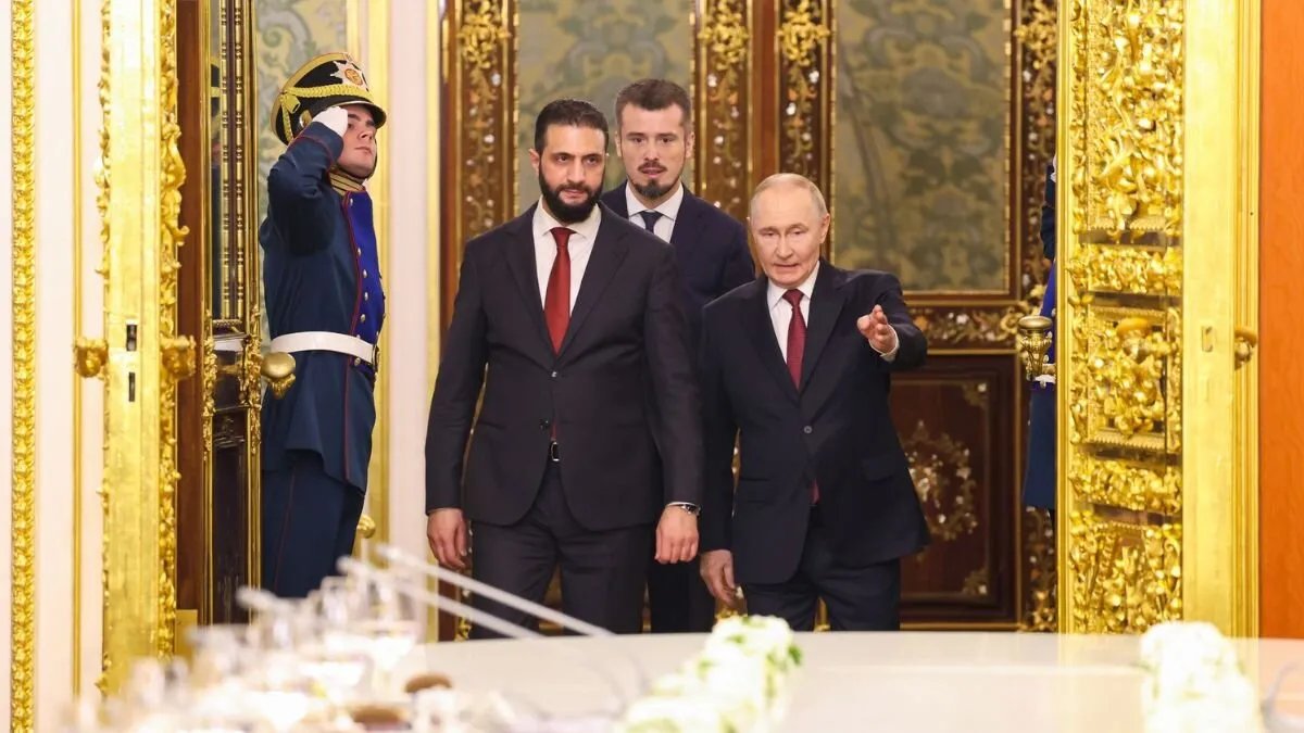 تقرير يحذر: روسيا تعزز نفوذها في سوريا باستراتيجيات هادئة واستغلال للوضع الاقتصادي