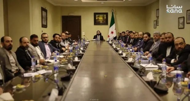 وزير الداخلية يبحث مع قيادات الأمن الداخلي بريف دمشق تعزيز الأمن والاستجابة للتحديات