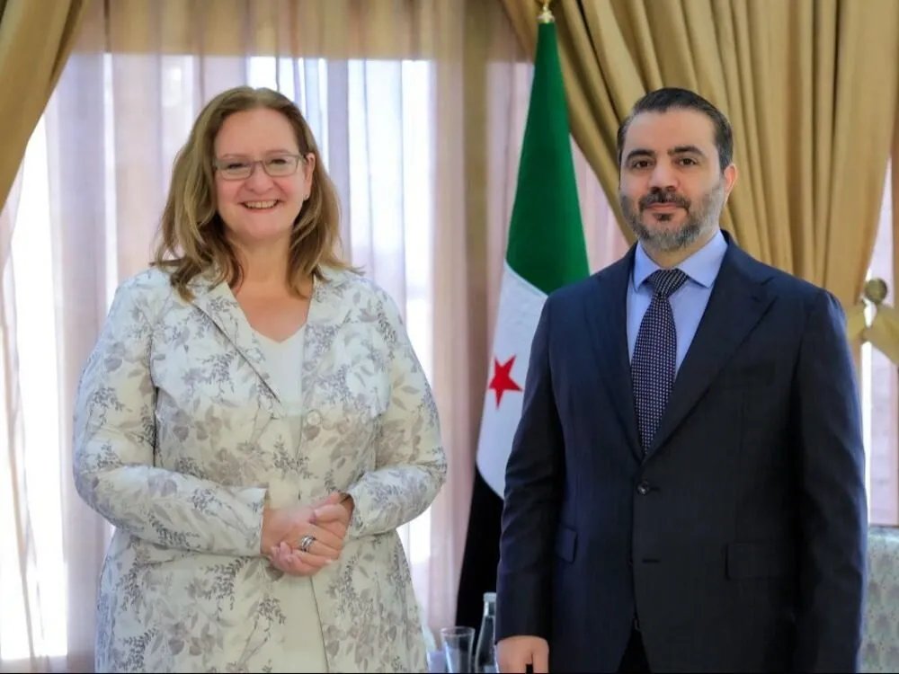 وزير الخارجية السوري يبحث مع نظيرته الهولندية في دمشق تعزيز التعاون الاقتصادي