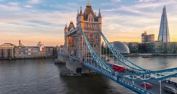 بريطانيا ترفع "هيئة تحرير الشام" من قائمة الإرهاب: خطوة نحو تعاون أوسع في سوريا