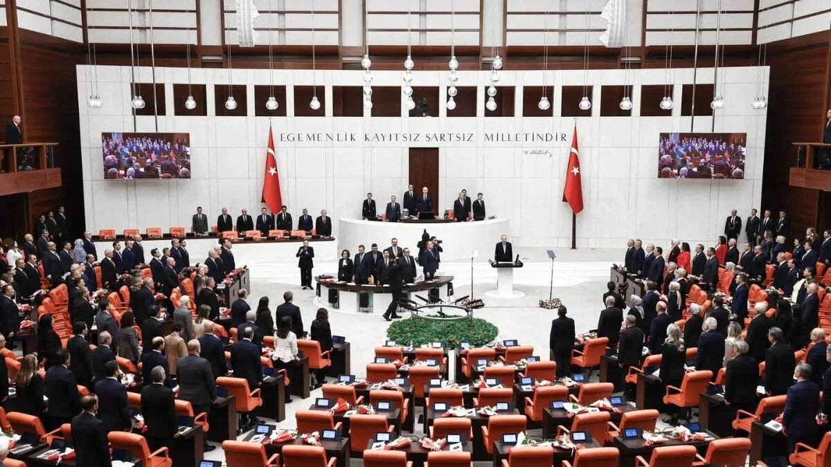 البرلمان التركي يمدد مهمة قواته في سوريا والعراق لثلاث سنوات إضافية