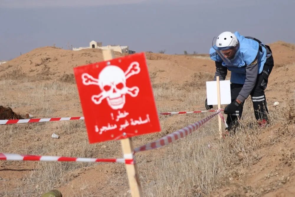 إصابات خطيرة بانفجارات مخلفات الحرب في إدلب: ضحية جديدة أثناء قطاف الزيتون