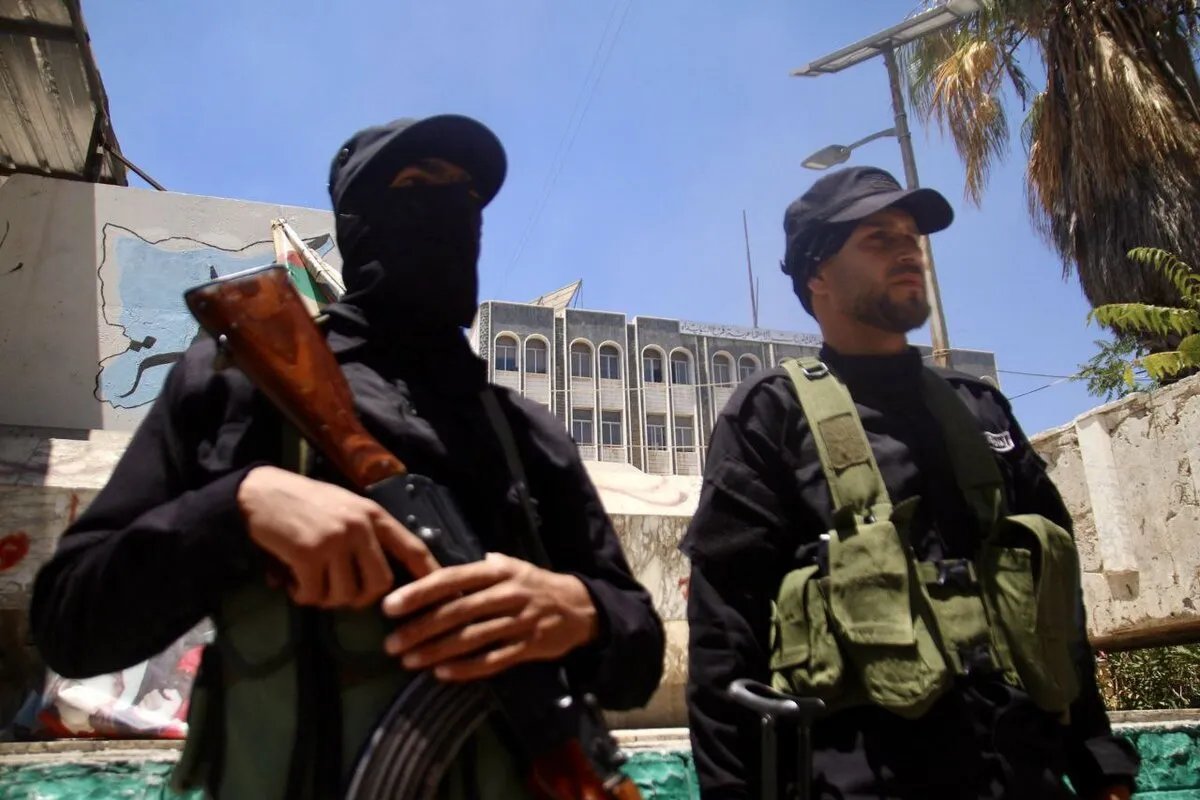 ازدواجية معايير وزارة الداخلية في التعامل مع قضايا الجريمة: تضارب في نشر هويات المتهمين