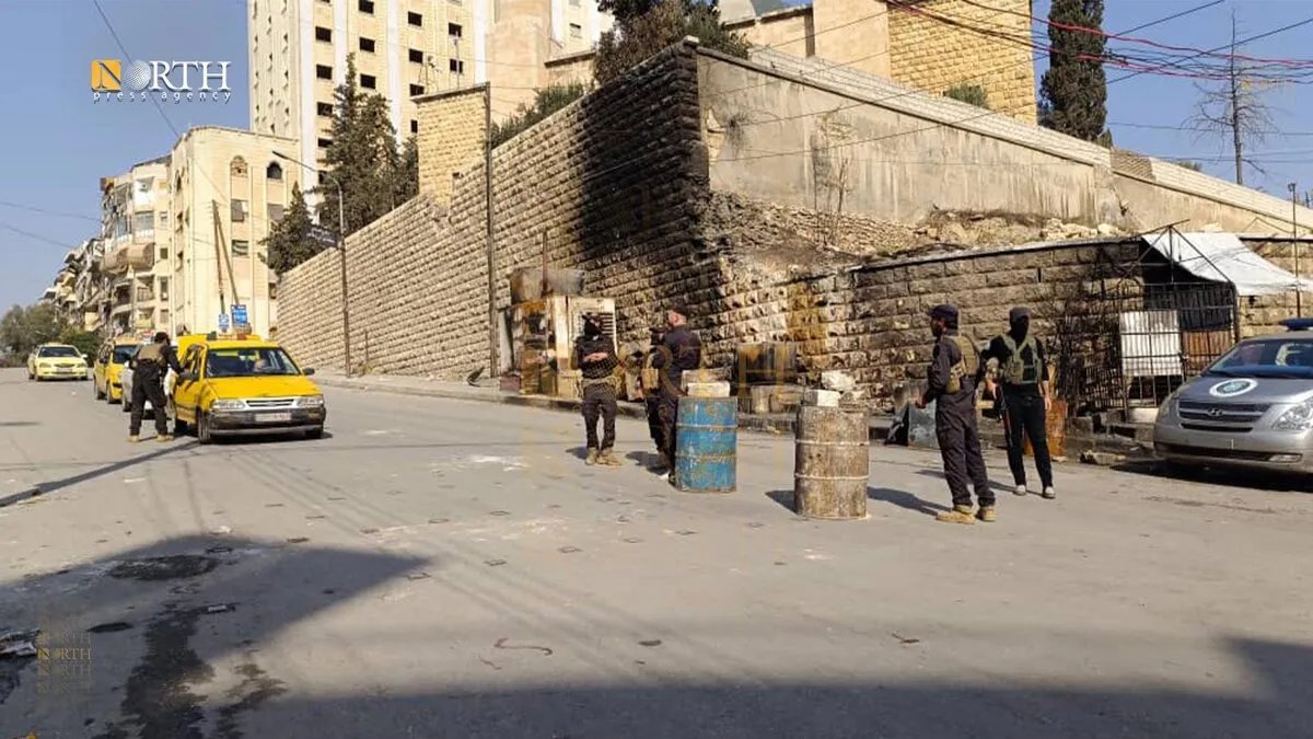 قريباً: إزالة الحواجز المحيطة بالأحياء الكردية في حلب باستثناء حاجز مشترك