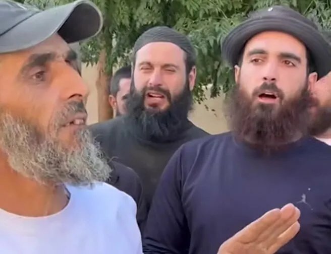 دمشق: هجوم طائفي بالسكاكين على جبل الورد يثير مخاوف التهجير