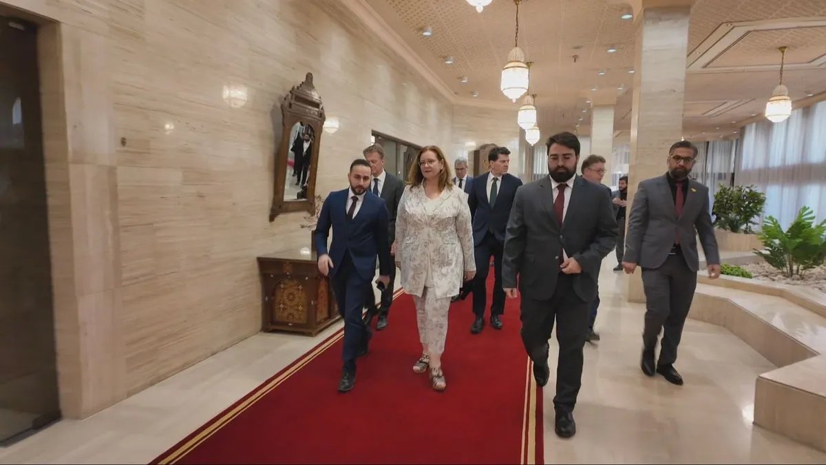 هولندا تسعى لاتفاق مع سوريا لإعادة اللاجئين ومكافأة العودة تصل إلى 5000 يورو