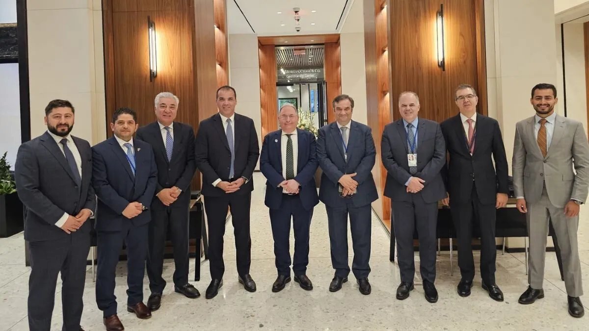 سوريا تسعى لإعادة الاندماج المالي: حوارات مع الاحتياطي الفيدرالي و JPMorgan Chase