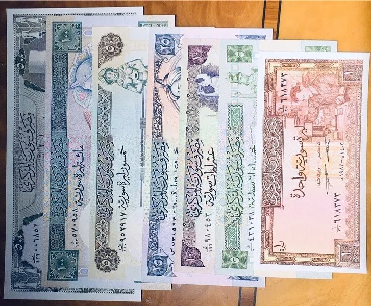 تحديث فوري: أسعار صرف الدولار واليورو والذهب مقابل الليرة السورية في السوق السوداء اليوم الخميس 23 أكتوبر 2025