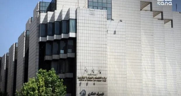 وزير الاقتصاد يعين مجلس إدارة جديد لغرفة صناعة حمص لدعم القطاع الصناعي