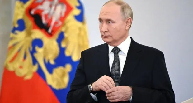 بوتين يهدد برد "جاد وساحق" على أي هجوم يستهدف العمق الروسي ويكشف موقفه من تأجيل قمة ترامب