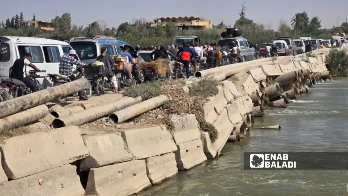 دير الزور: إغلاق المعابر الحكومية يشلّ الحركة التجارية ويزيد معاناة السكان