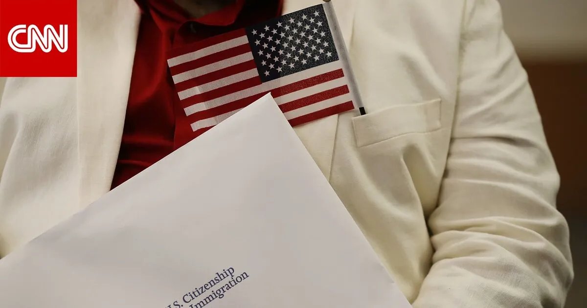 تقرير: ما هي أكثر الدول العربية التي حصل مواطنوها على تأشيرات هجرة إلى أمريكا في عام 2024؟