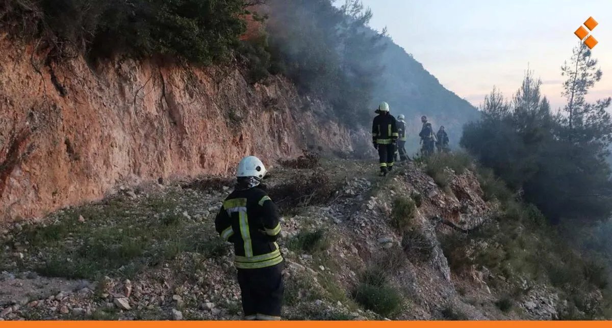 السيطرة على حريق ضخم في أحراج مصياف بريف حماة بعد جهود مضنية