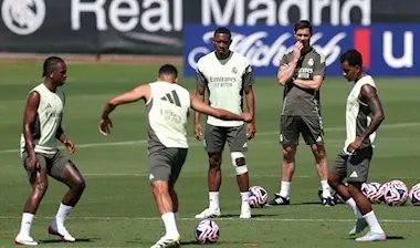 مدرب ليفربول آرنه سلوت واثق: صلاح سيعود للتسجيل قريباً