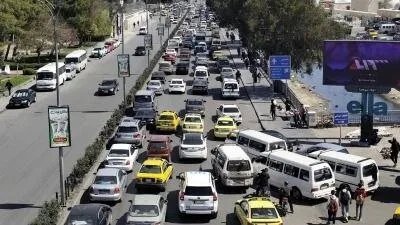 أزمة خانقة: دمشق تختنق بالازدحام المروري.. الأسباب والحلول المقترحة