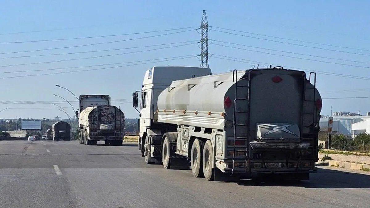 اللاذقية: حملة مكثفة لإزالة بسطات الوقود بعد تحذيرات من مخاطرها