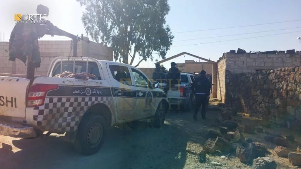 مقتل عنصر من الأمن العام وإصابة آخر في مداهمة منزل قيادي سابق بدرعا