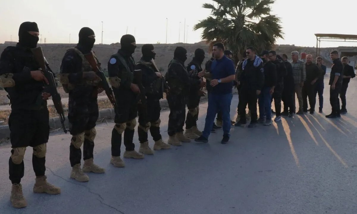 زيارات متبادلة بين الحكومة و"قسد" في محاولة لإنقاذ اتفاق آذار بعد تصاعد التوترات