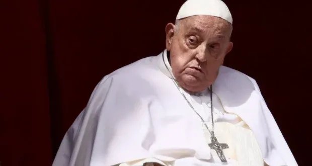 البابا فرنسيس يظهر في عيد الفصح ويدعو لوقف إطلاق النار في غزة وسط قلق متزايد بشأن معاداة السامية