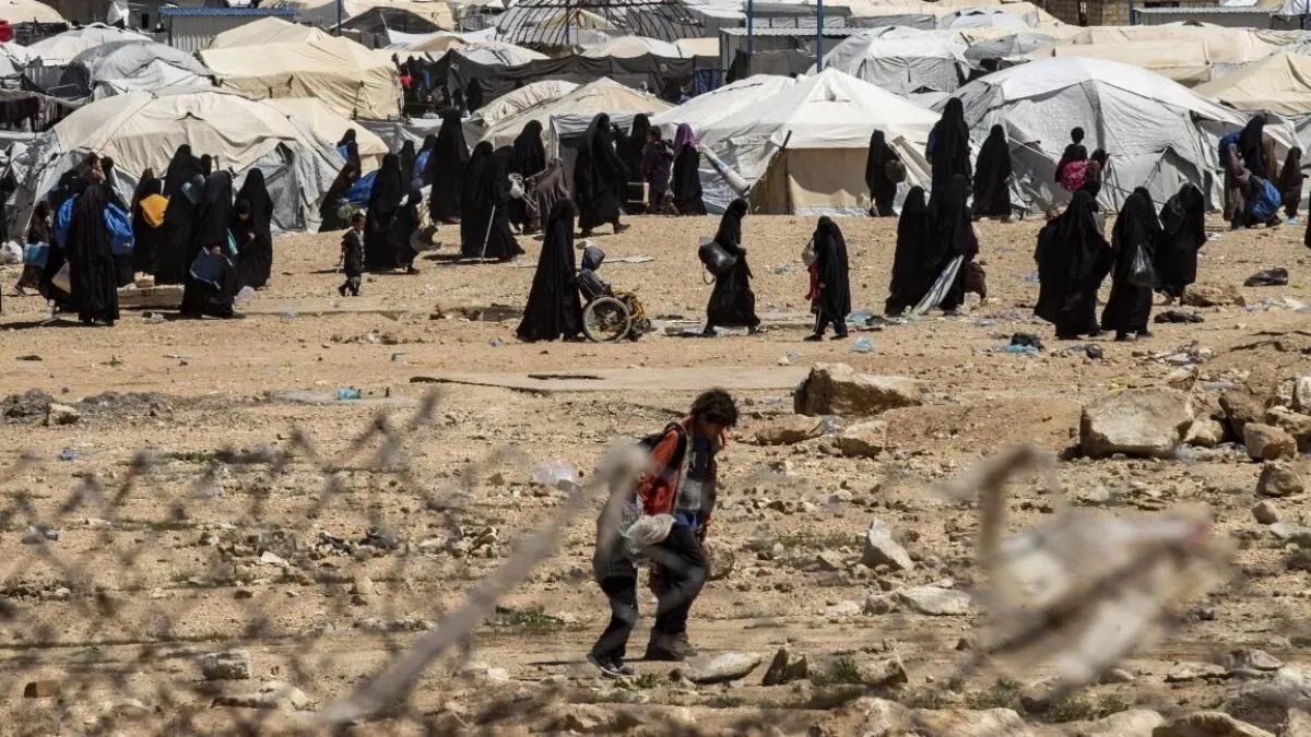 العراق يطلق خطة شاملة لتأهيل وإعادة دمج العائدين من مخيم الهول