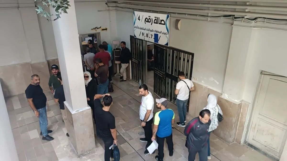 بعد توقف دام عشرة أشهر: مديرية النقل في اللاذقية تستأنف استقبال معاملات المركبات وتُدخل نظام الدور الإلكتروني