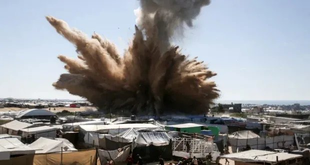 تصاعد القصف الإسرائيلي على غزة: مقتل 25 فلسطينياً بينهم أطفال ونساء ونقص حاد في معدات الإنقاذ