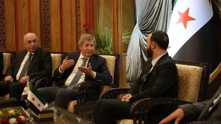 بعد غياب 14 عاماً: رجل الأعمال الحلبي محمد صباغ شرباتي يعود إلى سوريا ويعتزم إعادة إعمار مصانعه