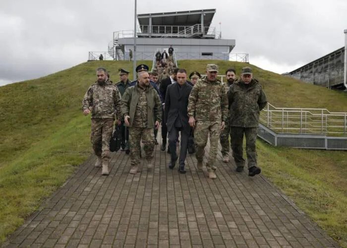 وزير الدفاع السوري يختتم زيارة رسمية إلى روسيا بتأكيد التعاون العسكري