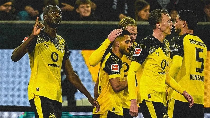 بصعوبة بالغة: بوروسيا دورتموند ينتزع الوصافة من أوغسبورغ في الدوري الألماني