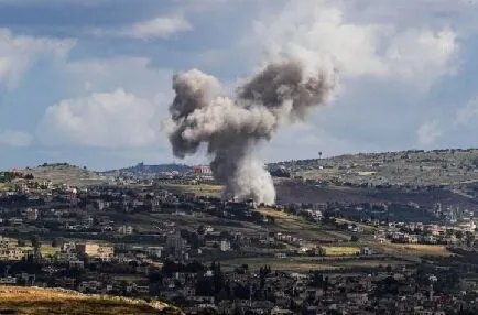 تصعيد جنوب لبنان: إصابة شخص في غارة إسرائيلية على كفرصير وسط خروقات متزايدة لوقف إطلاق النار