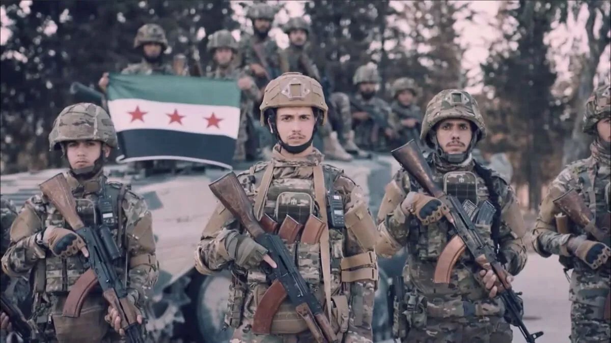 سوريا وتركيا تتعاونان لإعادة بناء الجيش السوري: تدريبات مكثفة وطموحات دفاعية وطنية