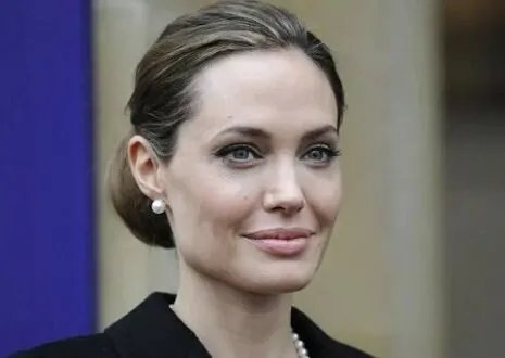 أنجلينا جولي: غزة تتحول إلى مقبرة جماعية وتجدد دعمها عبر 'ستوري'