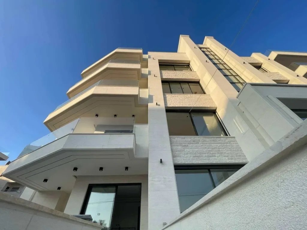 تأجيل زيادة تكلفة البناء في سوريا شهرًا لدعم المستثمرين والمهندسين