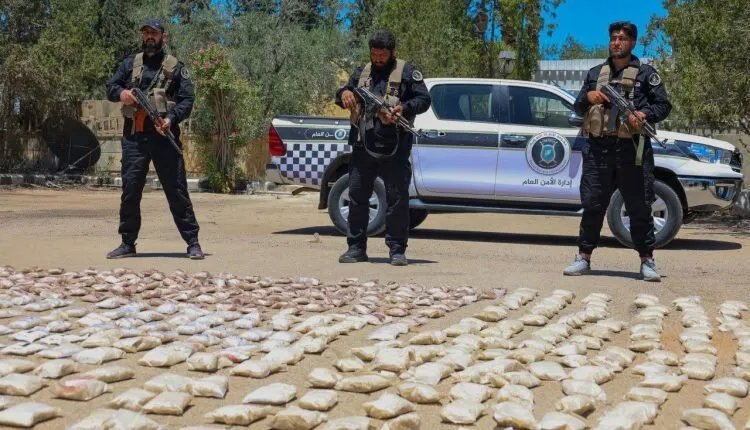 الداخلية السورية تحبط محاولة تهريب مخدرات عبر معبر نصيب في شحنات مبتكرة
