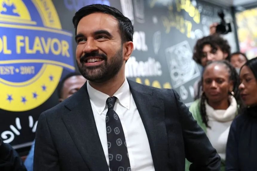 زهران ممداني يحقق فوزاً تاريخياً بمنصب عمدة مدينة نيويورك: أول مسلم يتولى هذا المنصب