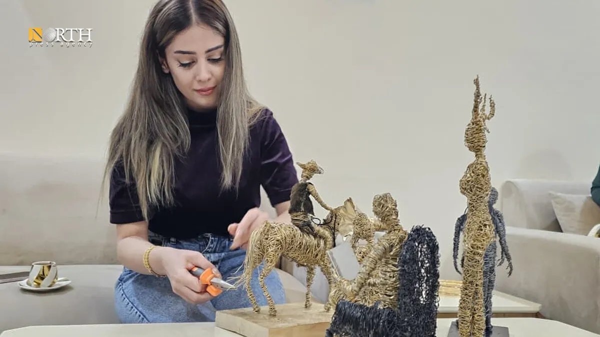 ليليان جمعة: فنانة من القامشلي تحوّل الحديد إلى تحف فنية تنبض بالحياة