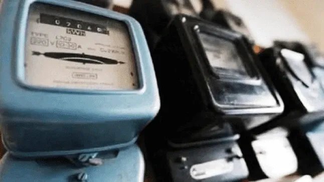 التعرفة الكهربائية الجديدة في سوريا: هل هي مناسبة لدخل الأسر؟