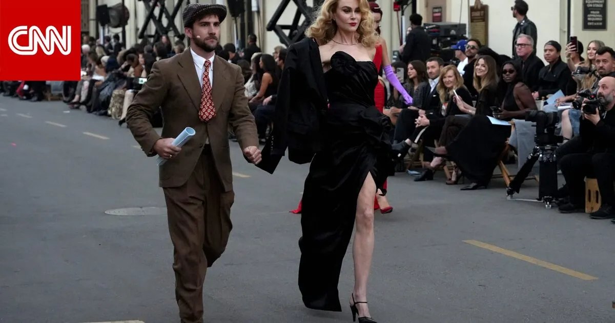 سيطرة اللون الأسود على أزياء النجمات في أحدث ظهور لهن