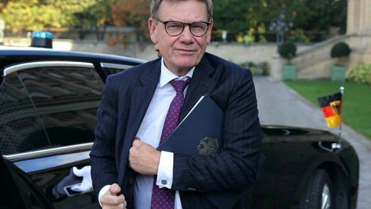 ألمانيا تدعو إلى دعم السوريين لإعادة إعمار بلادهم وتثير جدلاً حول اللاجئين